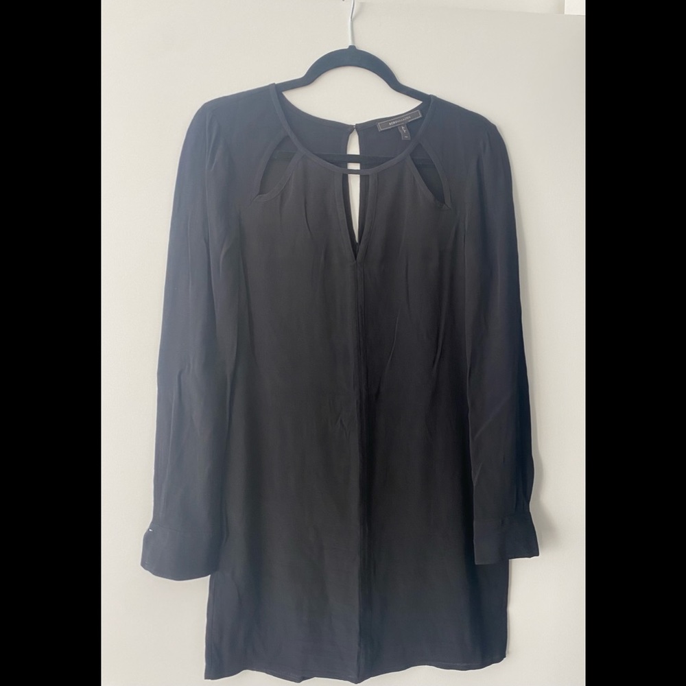 BCBGMAXAZRIA BLACK DRESS